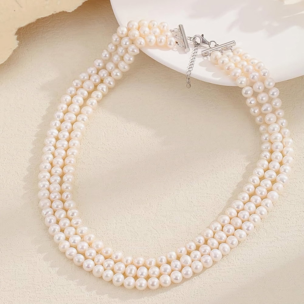 Elegant Pearl Necklace
